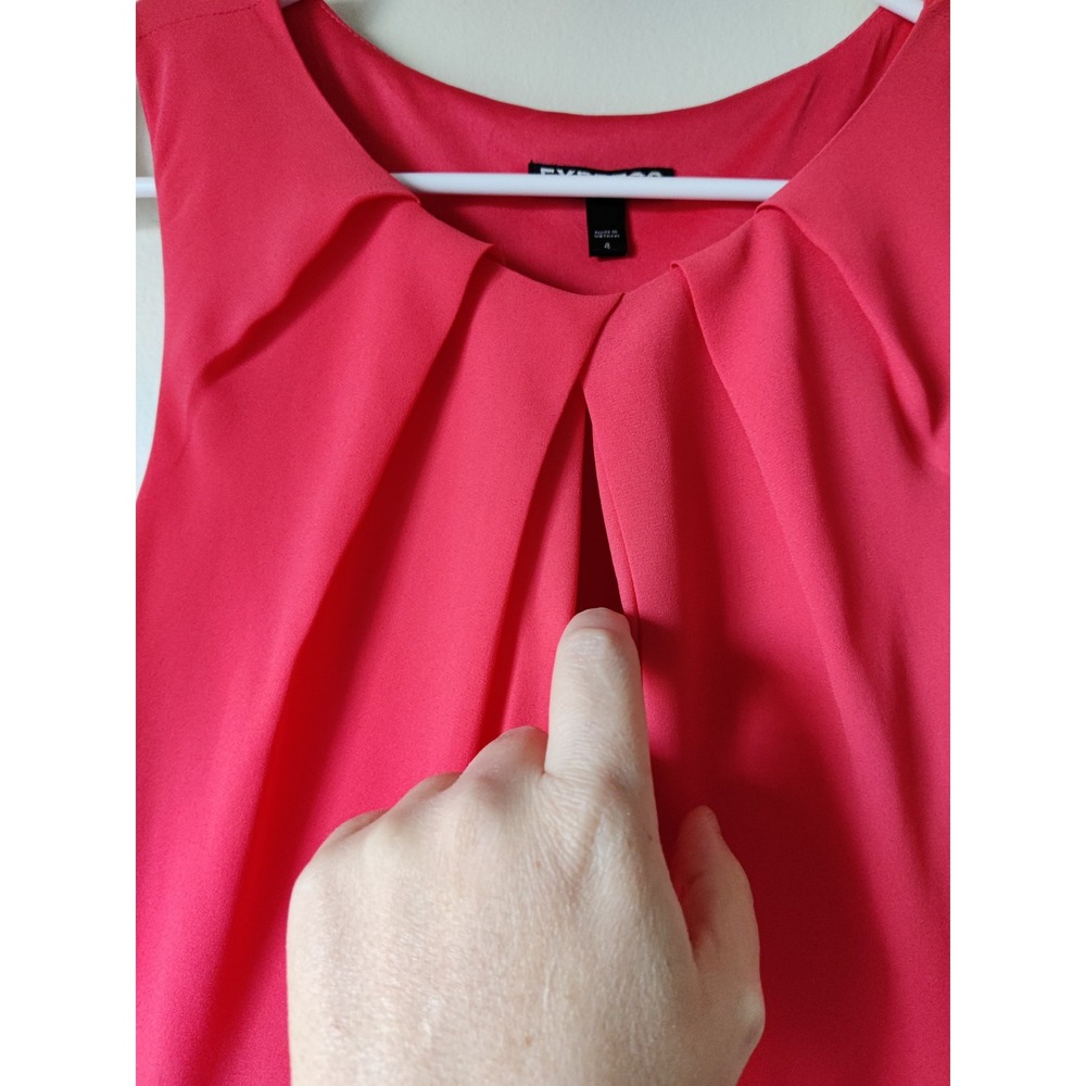 EXPRESS Dress Coral Peach Fit Flare Sleeveless Pleated Keyhole Sz 4 Side Zipper - Picture 4 of 7